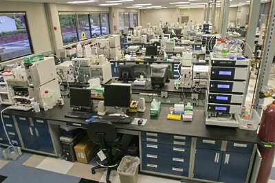 Customizable lab bench storage for West Virginia labs