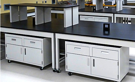 Add a flexible furniture system to your laboratory