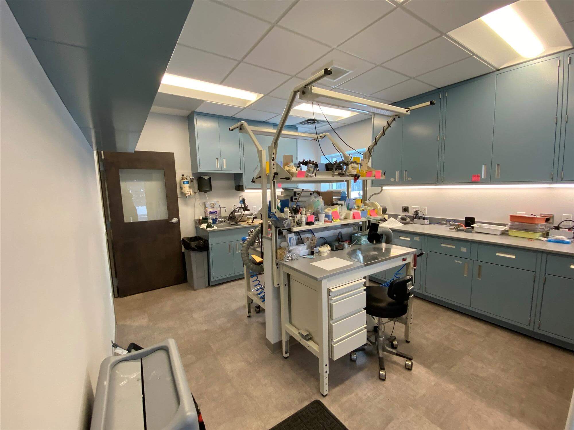 Custom lab design for Prosthodontic Associates dental facility