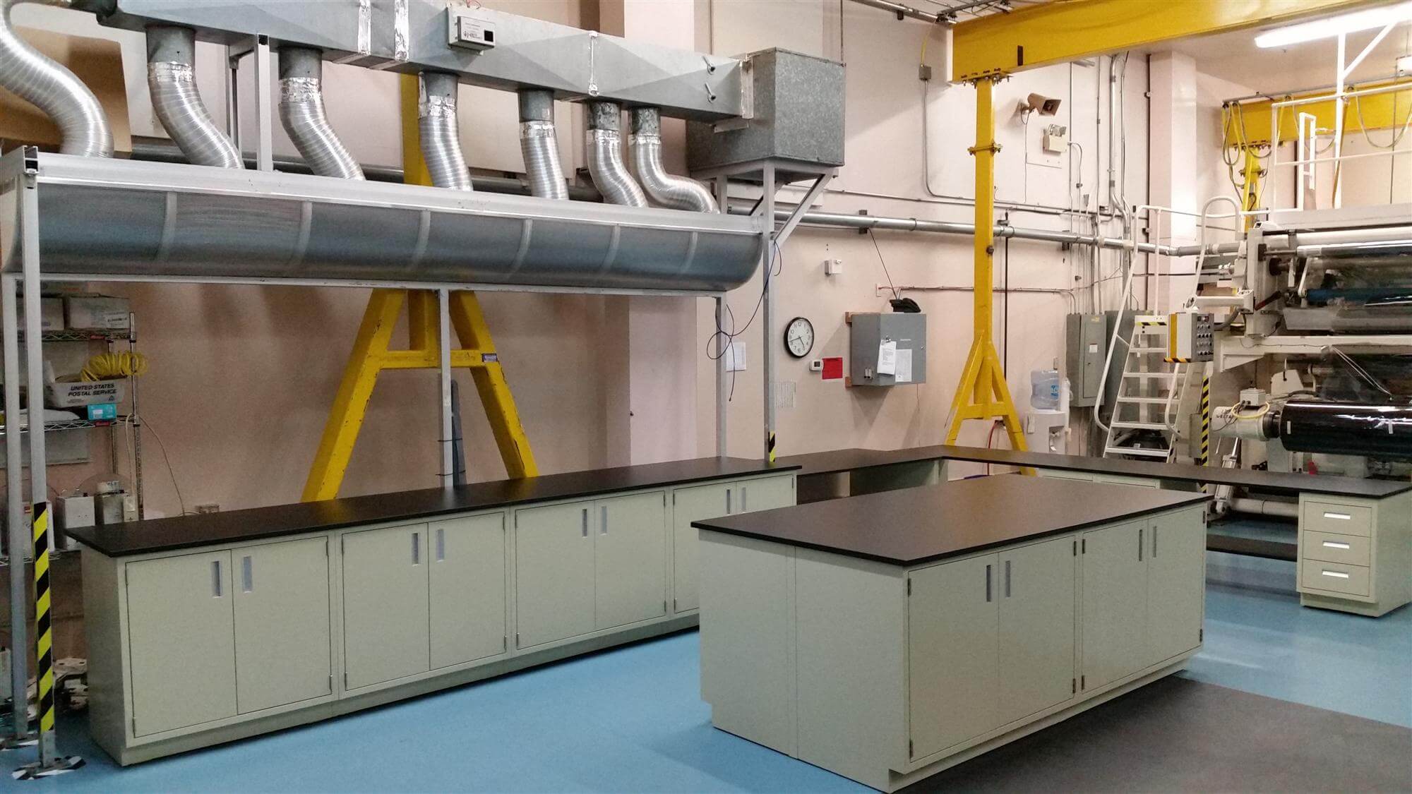 Custom industrial lab design for manufacturing facility